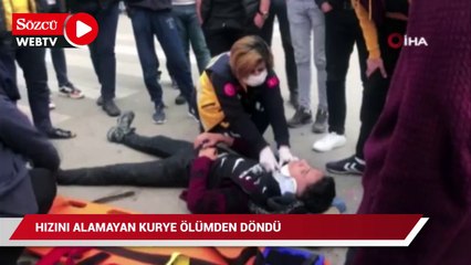 Hızını alamayan motokurye otomobilin altına böyle girdi