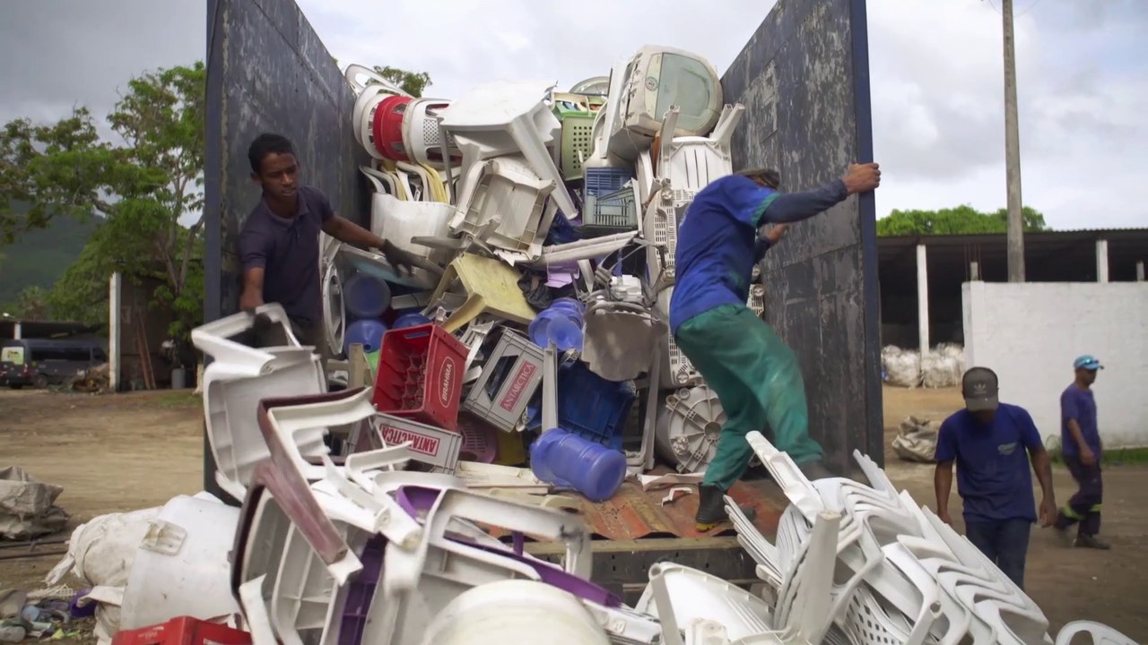 Monobloc - Trailer (Deutsch) HD