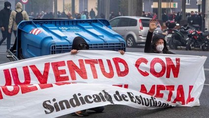 Los sindicatos suspenden la huelga del metal de Cádiz