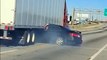 Etats-Unis : l’incroyable scène d’une voiture traînée par un camion sur l’autoroute