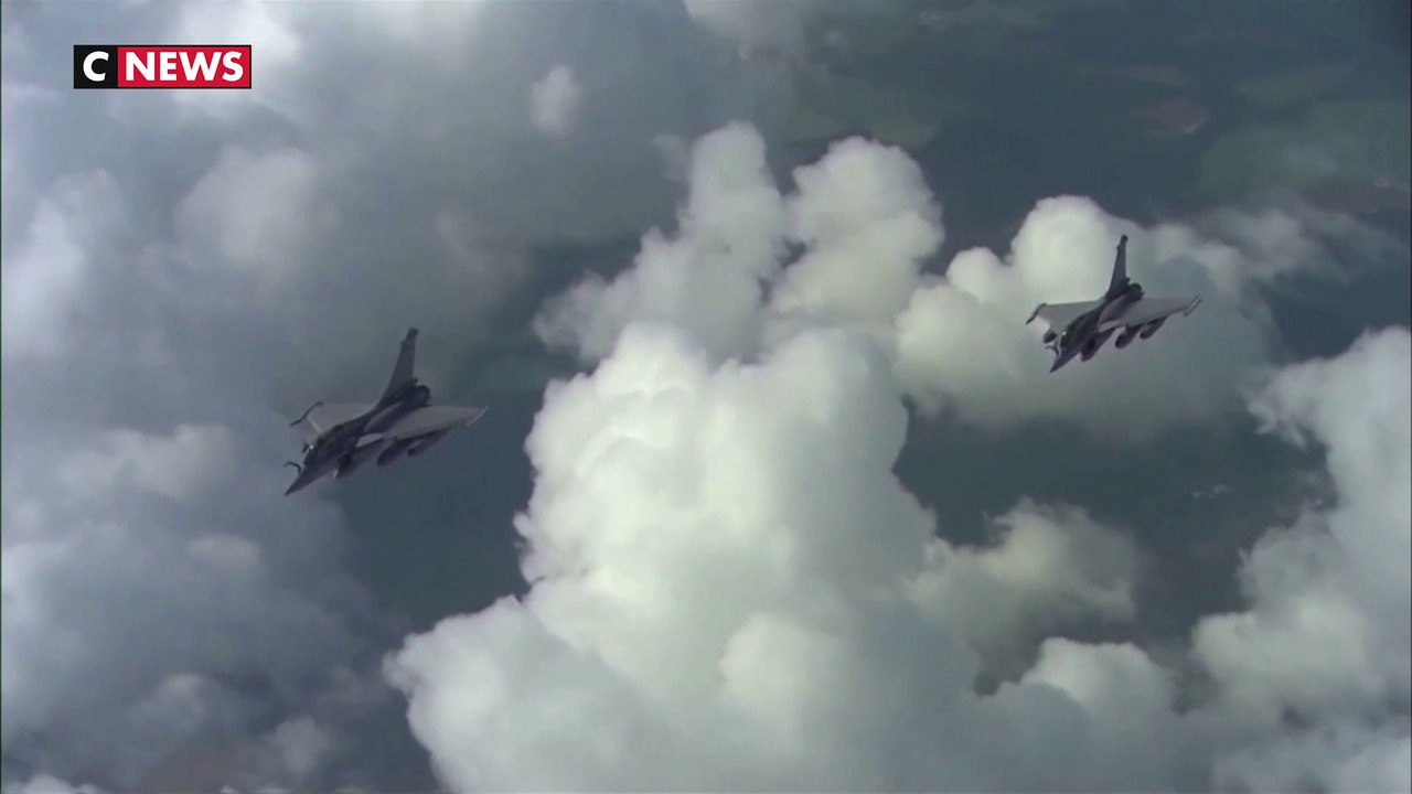 Les Emirats arabes unis commandent 80 Rafale et 12 hélicoptères Caracal à la France