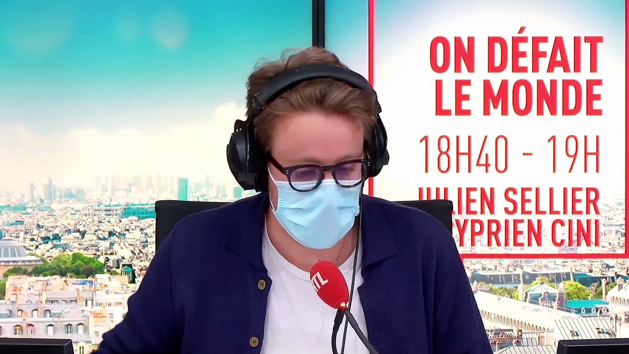 Le Sapin de Noël, le Père Noël de RTL et du popcorn isolant