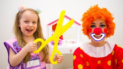 Gaby and Alex pretend to play the profession - video compilation