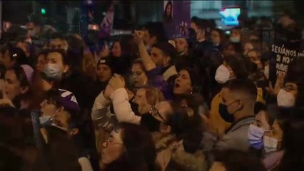 Download Video: Miles de personas se concentran en Madrid contra la violencia de género