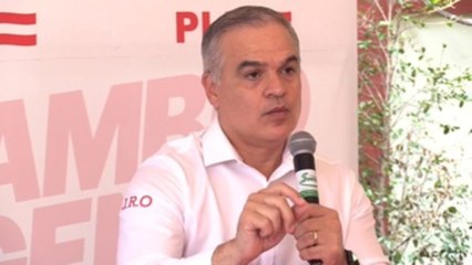 El liberal Yani Rosenthal busca el poder ofreciendo dinero a los hondureños