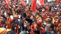 Ormas Pemuda Pancasila Demo di DPR Tuntut Junimart Girsang Minta Maaf