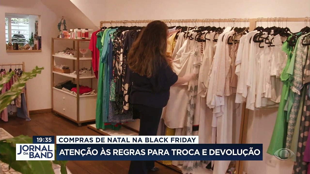 Muita gente tem falado que vai aproveitar a Black Friday pra antecipar as compras de Natal./ Vamos dar uma olhada nos cuidados que a gente tem que tomar comprando tanto tempo antes?