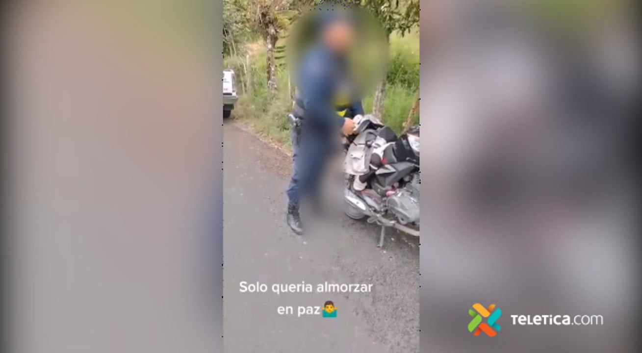 tn7 Policía a motociclista- Sabe qué papillo, nosotros dos contra usted solo.Qué puede hacer