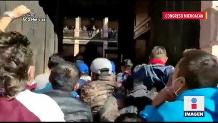 Maestros de la CNTE dan "portazo" en Congreso de Michoacán