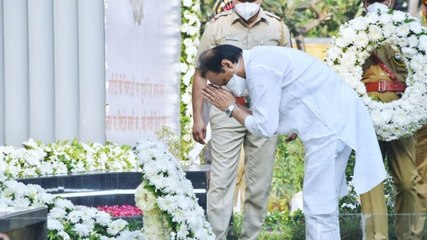 Maharashtra top officials pay tribute to braves on 13th anniversary of 26/11 attack | Watch