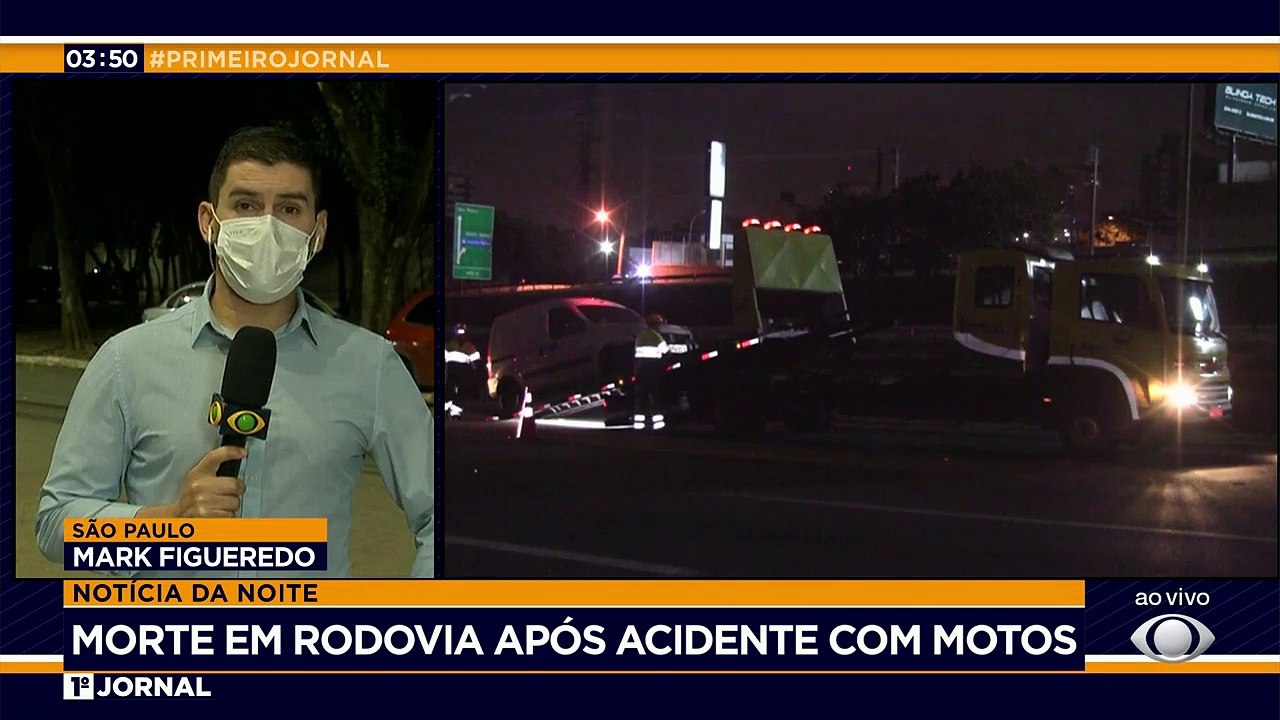 Um motociclista morreu ao bater em outra moto na Rodovia Anchieta em São Bernardo do Campo, no ABC Paulista. O acidente também envolveu dois carros.