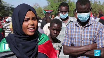Despite deal, Sudanese rally to demand military rulers leave