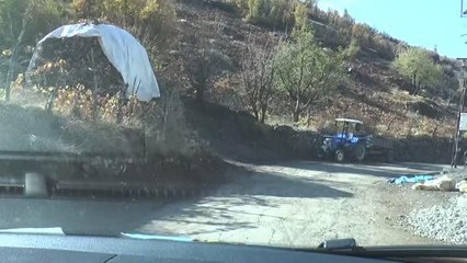 Gönüllü öğretmenler kırsalda dezavantajlı öğrencileri tiyatro ile buluşturuyor