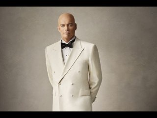 Harry Connick Jr Is So Very Bald At Macy’s Thanksgiving Day Parade