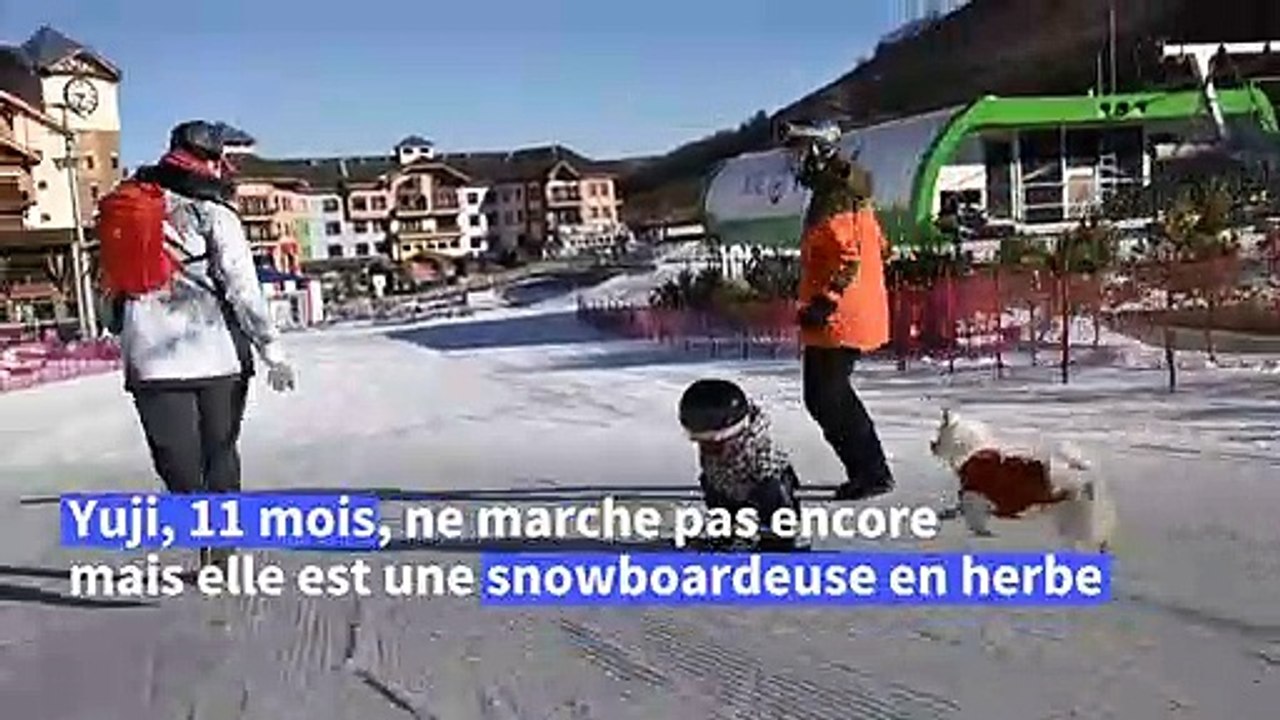 Chine: Yuji, une snowboardeuse âgée de 11 mois star du net
