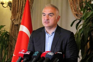 Son dakika haberleri... Bakan Ersoy: "2022'de Antalya'yı daha yoğun bir sezon bekliyor"