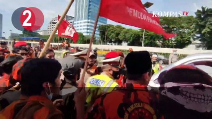 [TOP 3 NEWS] Pengusaha Tolak PPKM Level 3, Satu Tersangka Ormas PP, Korupsi Anak Perusahaan BUMN