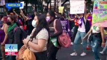 Madres y familiares de víctimas de feminicidio marcharon durante el 25N