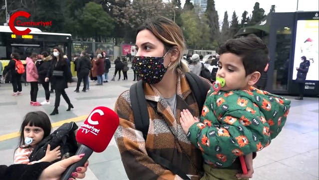 Yurttaşlardan #BlackFriday isyanı: Ne indirimi, ekonomik kriz yok diyenler Saray'da oturanlar