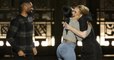 En plein concert, Adele aide un fan à faire sa demande en mariage