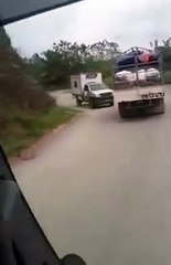 Poco faltó para que el conductor de un camión provocara un accidente