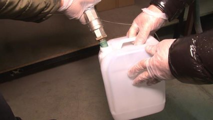 Kaçak alkol imalathanesine operasyon, 4 ton sahte alkol ele geçirildi