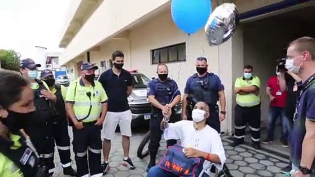 Agente de trânsito recebe alta após 111 dias internado com Covid em Joinville