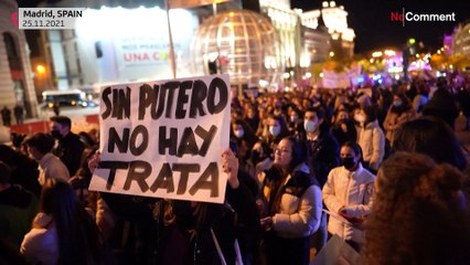 Por todo o mundo saiu-se à rua pelo fim da violência contra a mulher