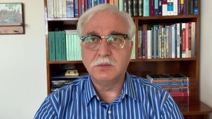 Tải video: Prof. Dr. Tevfik Özlü’den aşı uyarısı!