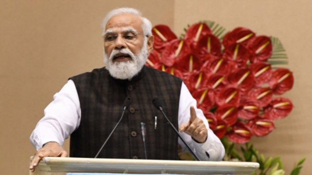 PM Modi holds key meeting over Covid new variant