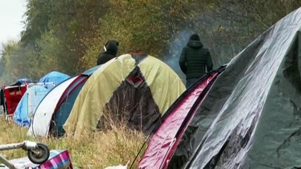 Tensión migratoria París-Londres: Francia retira al Reino Unido la invitación a la reunión de Calais