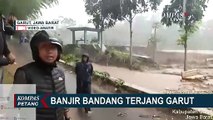 Hujan Deras, Banjir Bandang Terjang Jembatan dan Rumah Warga di Garut
