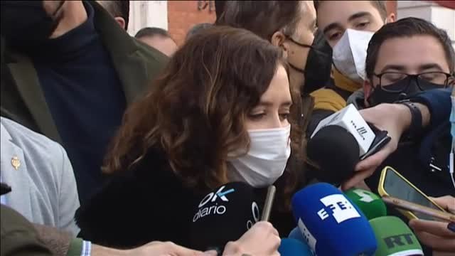 Casado y Ayuso acuden a la manifestación policial en Madrid pero evitan verse