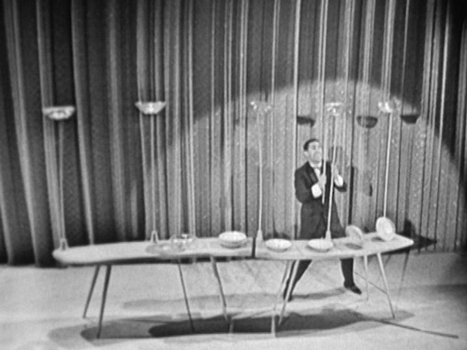 Eric Brenn Plate Spinning (Live On The Ed Sullivan Show, June 15