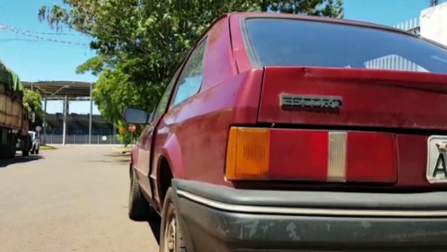 Carro furtado hoje, na Rua Manoel Ribas, é recuperado pela Guarda Municipal no Esmeralda