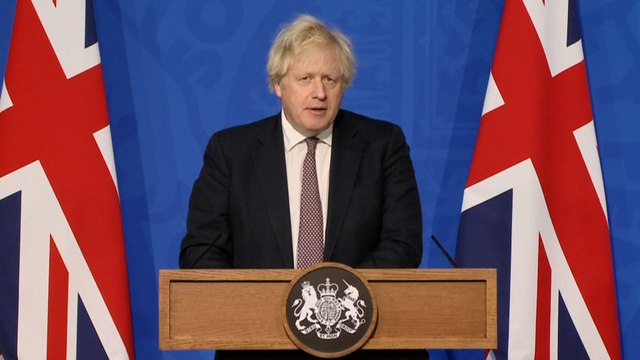 Variant Omicron : test PCR obligatoire et isolement jusqu'aux résultats pour entrer au Royaume-Uni