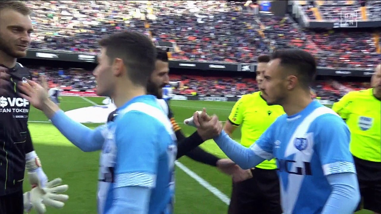 Isi macht Valencia einen Strich durch die Rechnung