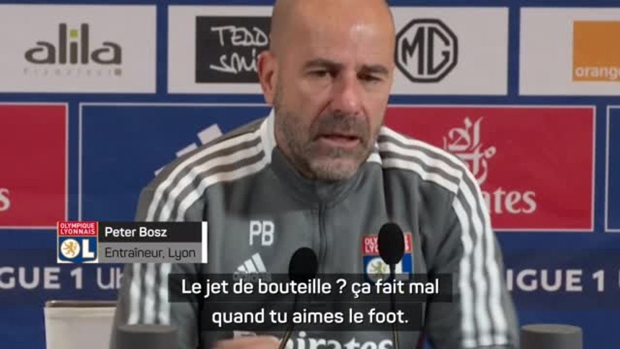 15e j. - Bosz sur le jet de bouteille lors de OL-OM : "Quand tu aimes le foot, ça fait mal"