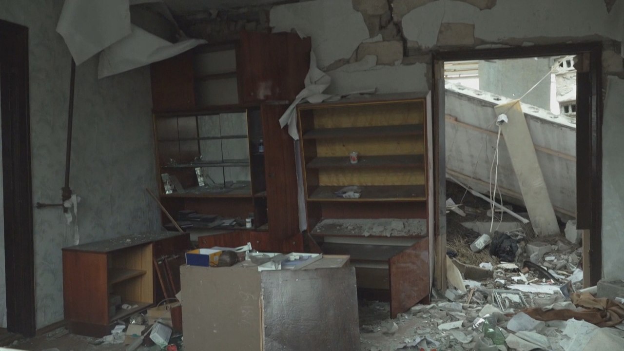 Civilians caught up in eastern Ukraine fighting