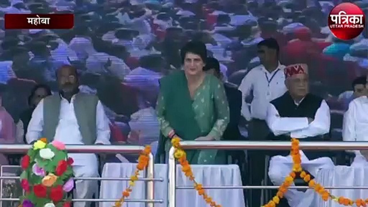 बुंदेली कहावत पर प्रियंका ने पीएम मोदी पर साधा निशाना, सपा, बसपा पर भी किया कटाक्ष