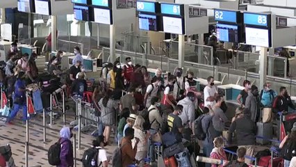 Alle Augen auf Omikron - Südafrika protestiert gegen Reisestopp