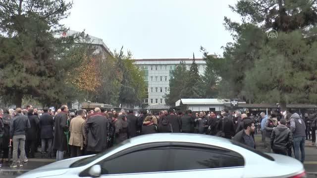 DİYARBAKIR - Eski Diyarbakır Baro Başkanı Tahir Elçi anıldı