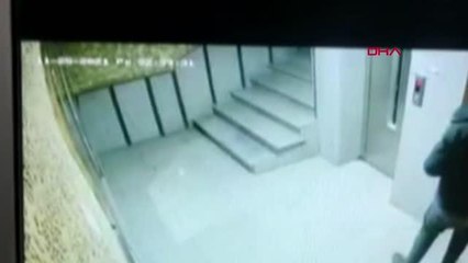 GİRDİĞİ APARTMANDA AYAKKABILARINI ÇIKARIP, BİSİKLET ÇALDI