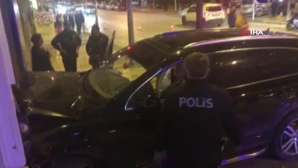 Havaya ateş ederek ilerleyen şehir magandaları 4 kilometrelik kaçış sonrası duvara tosladı