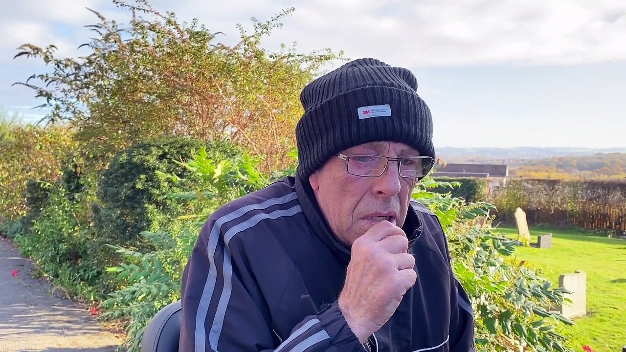 Sheffield man, who lost both legs to illness, left in tears over lack of access to parents’ graves