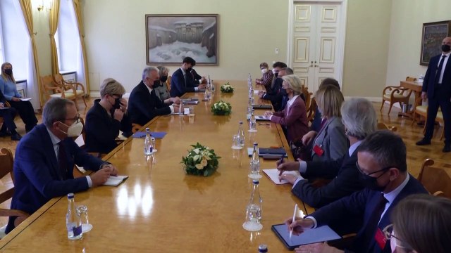 Von der Leyen e Stoltenberg in Lituania e Lettonia