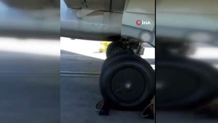 Guatemala'dan ABD'ye uçağın iniş takımlarında geldi