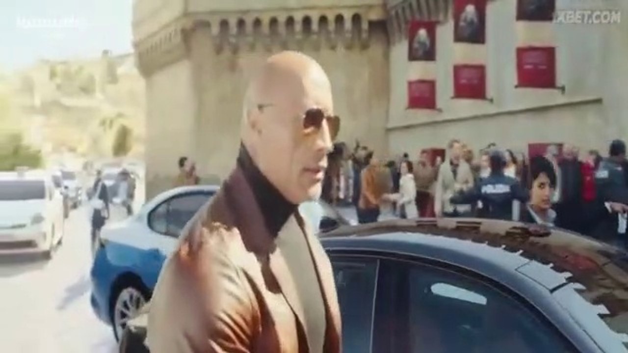 Red Notice 2021 p1