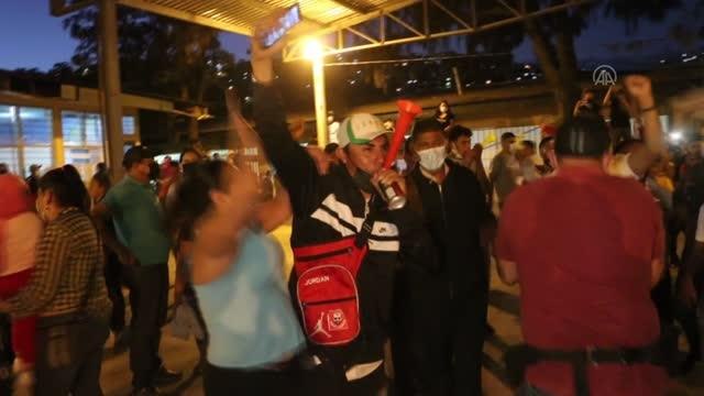 Orta Amerika ülkesi Honduras'ta, devlet başkanlığı ve genel seçimler için oy verme işlemi sona erdi