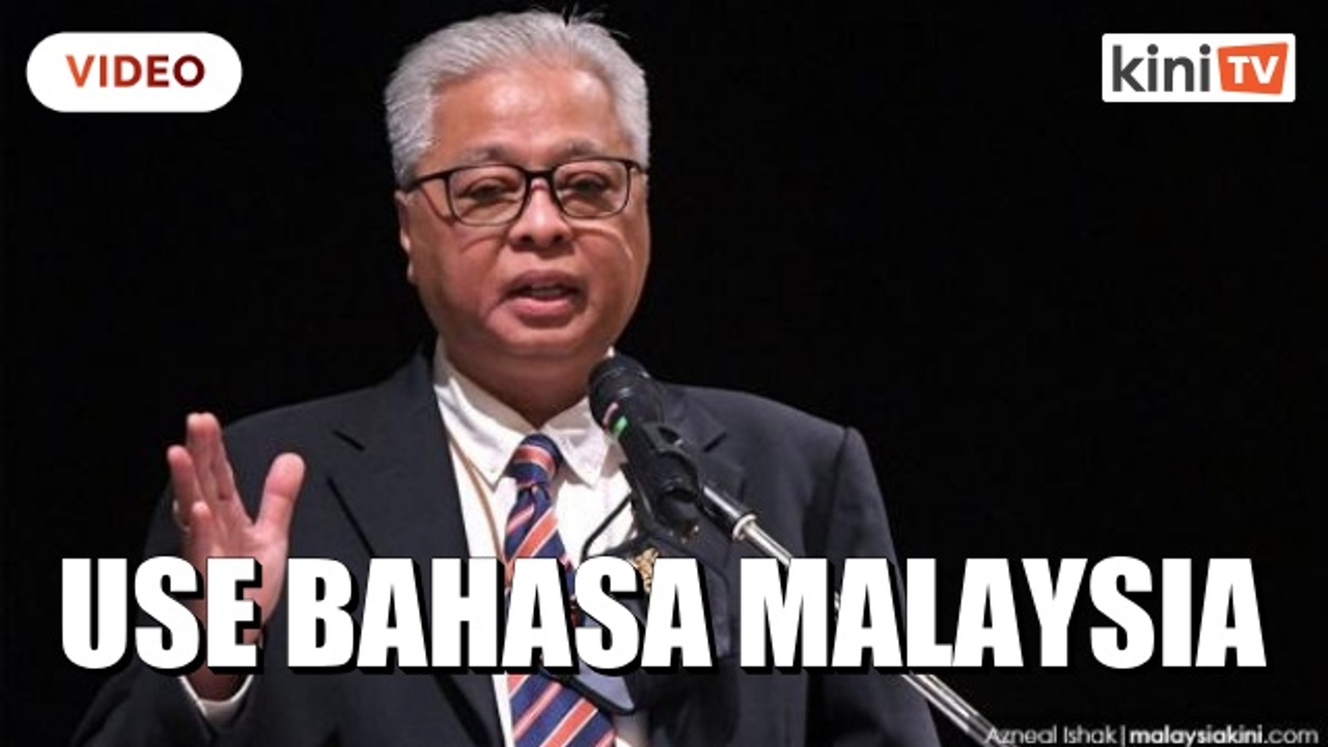 Use Bahasa Malaysia, PM tells GLCs, private sector
